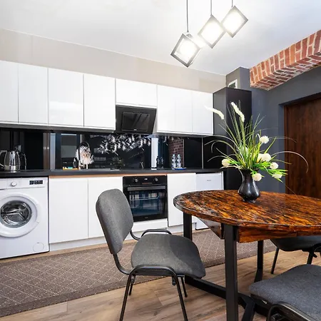 Apartment Fabryka 11a